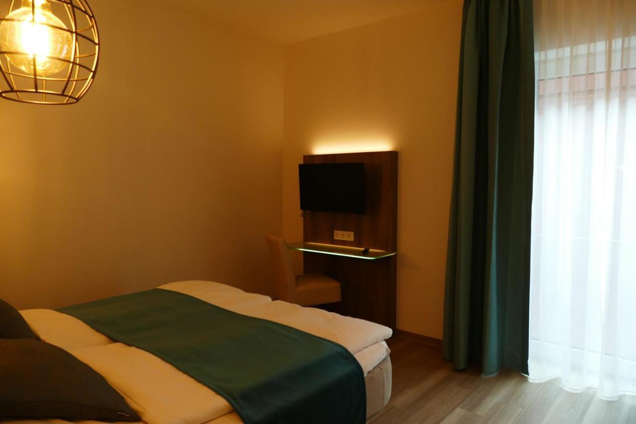 Meyn'S Apartments & Hotel Soltau Dış mekan fotoğraf