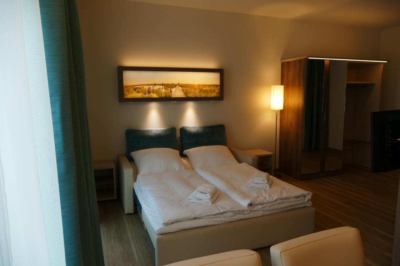 Meyn'S Apartments & Hotel Soltau Dış mekan fotoğraf