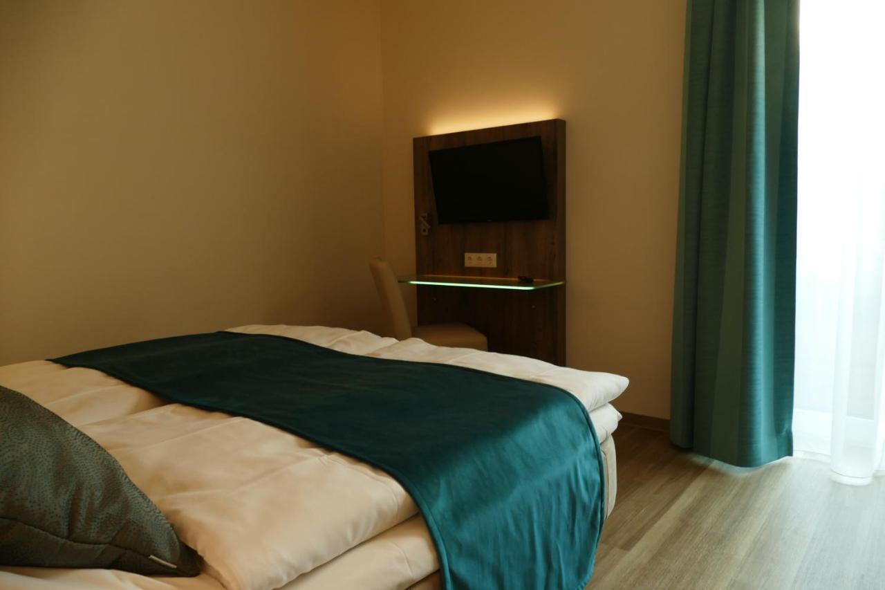 Meyn'S Apartments & Hotel Soltau Dış mekan fotoğraf